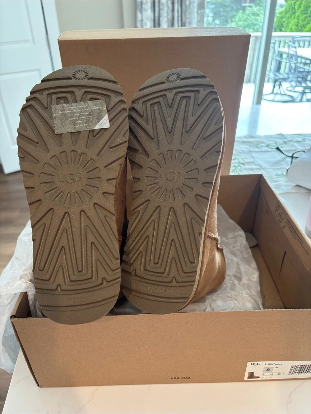 UGG classic short